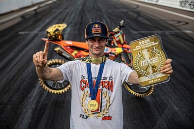 Laengenfelder wins 2025 MX2 World Championship | KTM Denmark